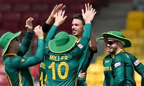 Champions Trophy 2025: సెమీస్‌కు సౌతాఫ్రికా.. ఇంగ్లండ్‌పై ఘన విజయం