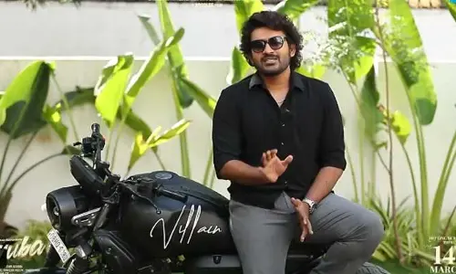 బంపరాఫర్ ఇచ్చిన టాలీవుడ్ యంగ్ హీరో.. ఈ బైక్ మీదే అంటూ ఇంట్రెస్టింగ్ ట్వీట్.. ఫుల్ హ్యాపీలో ఆడియన్స్