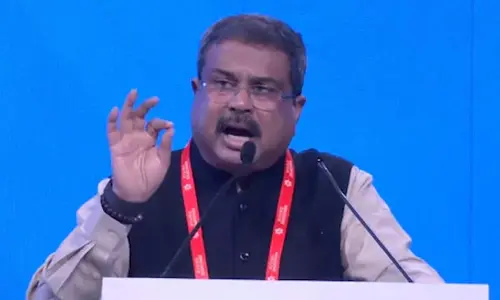 Hindi: ఎన్ఈపీ హిందీ భాషను బలవంతంగా రుద్దదు.. కేంద్ర మంత్రి ధర్మేంద్ర ప్రధాన్