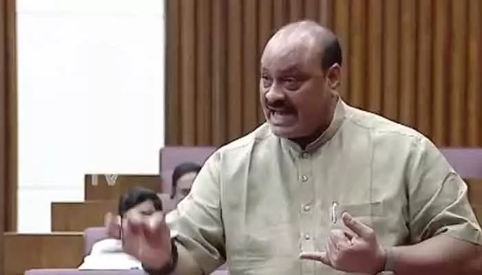 Minister Achanna: మూడు రాజధానులని నాటకాలాడారు.. అచ్చెన్నాయుడు కీలక వ్యాఖ్యలు Minister Achanna: మూడు రాజధానులని నాటకాలాడారు.. అచ్చెన్నాయుడు కీలక వ్యాఖ్యలు