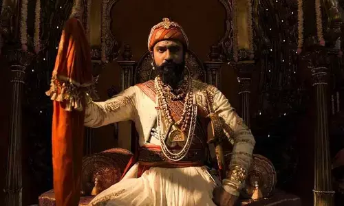 Chhaava Telugu Trailer : డైలాగ్స్‌తో విక్కీ కౌశల్ గూస్ బమ్స్ తెప్పించాడుగా