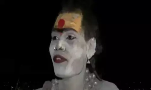 Aghori:‘అతని అంతు చూస్తా’.. అఘోరా బాబా ఇంటి ముందు అఘోరీ హల్‌చల్