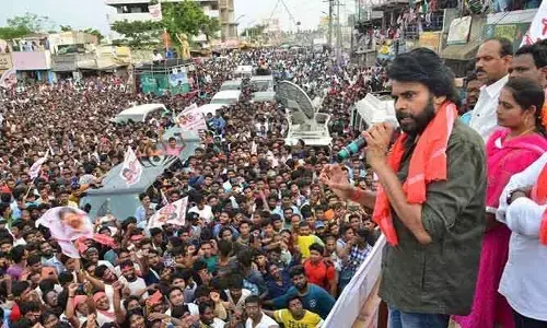 చరిత్రలో నిలిచిపోతుంది.. జనసేన సభపై టాలీవుడ్ ప్రొడ్యూసర్ ఆసక్తికర వ్యాఖ్యలు