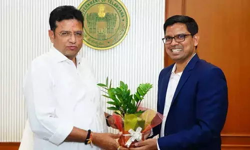 టి ఫైబర్​పురోగతి భవిష్యత్తు ప్రణాళికలపై కేంద్రమంత్రి సమీక్ష