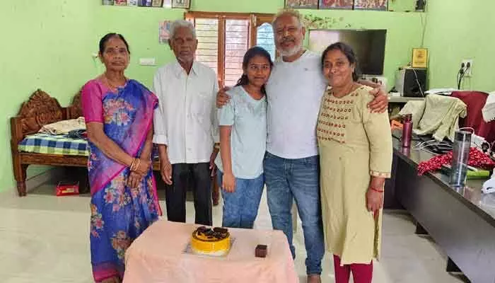 ఔరా అనేలా సిరి.. సీఏ ఫలితాల్లో ఆల్ ఇండియా 35 వ ర్యాంకు ఔరా అనేలా సిరి.. సీఏ ఫలితాల్లో ఆల్ ఇండియా 35 వ ర్యాంకు