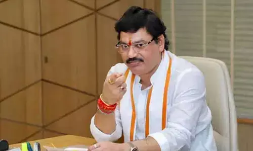 Resignation: మహారాష్ట్ర రాజకీయాల్లో సంచలనం.. మంత్రి ధనుంజయ్ ముండే రాజీనామా