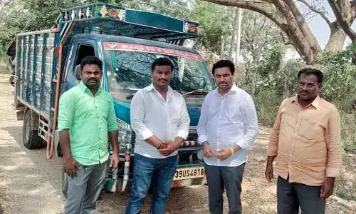 రాత్రి స్కెచ్.. తెల్లారేసరికి ఆ ఇద్దరిని మూసేసిన అధికారులు