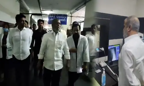 Gandhi: గాంధీ హాస్పటల్లో మంత్రి దామోదర ఆకస్మిక తనిఖీలు.. అధికారులపై సీరియస్!