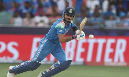 ఆసీస్ మ్యాచ్‌లో భారత క్రికెటర్ల రికార్డులు