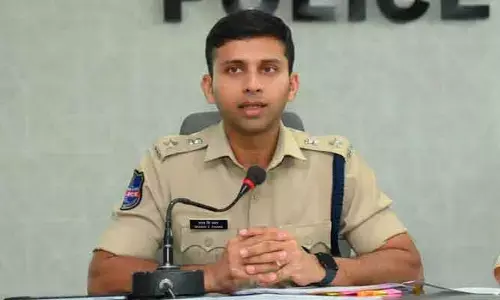 పరీక్ష కేంద్రాల వద్ద కఠిన బందోబస్తు