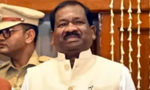 Jharkhand : జార్ఖండ్‌లో సుమారు 8 వేల ప్రభుత్వ పాఠశాలల్లో ఒక్కరే టీచర్