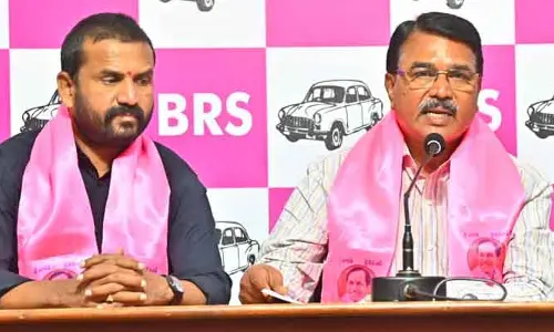 Niranjan Reddy: ప్రభుత్వానికి బాధ్యత లేదు.. బాధ అంతకంటే లేదు