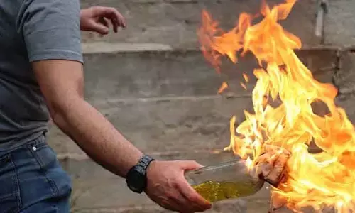 Petrol Bomb: భద్రాద్రి జిల్లాలో సంచలనం.. ఏరియా ఆసుపత్రిపై పెట్రోలు బాంబు దాడి