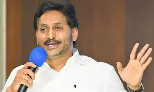 YS Jagan:డిప్యూటీ సీఎం పవన్ పై మాజీ సీఎం జగన్ సంచలన వ్యాఖ్యలు