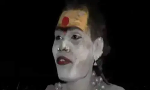 Breaking: లేడీ అఘోరీ అరెస్ట్.. పీఎస్‌కు తరలింపు
