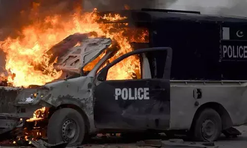 Bomb Attack : ఆర్మీ కంటోన్మెంట్‌పై బాంబు దాడి.. 12 మంది మృతి