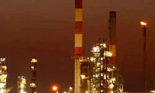 Crude Oil: రష్యా నుంచి 112 బిలియన్ యూరోల విలువైన చమురును కొనుగోలు చేసిన భారత్