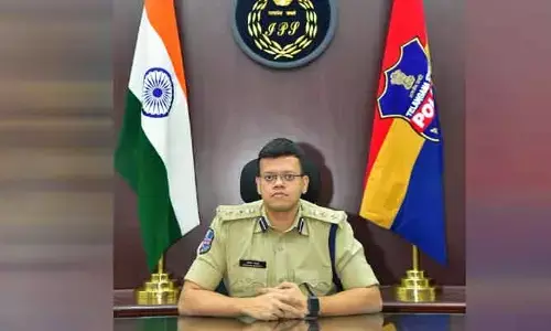 కరీంనగర్ ప్రజలను బాధించిన సీపీ బదిలీ