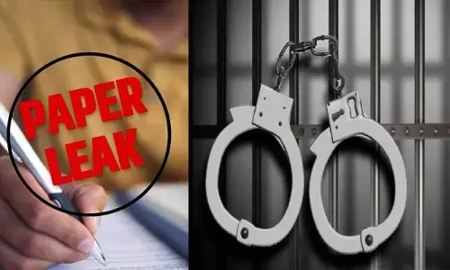 బీఎడ్ ప్రశ్నపత్రం లీక్.. ముగ్గురు అరెస్ట్