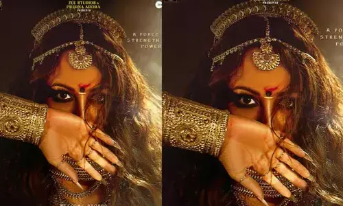 టాలీవుడ్‌లోకి ఎంట్రీ ఇస్తున్న బాలీవుడ్ బ్యూటీ.. ‘జటాధర’ నుంచి ఫస్ట్ లుక్ రిలీజ్.. వామ్మో చంద్రముఖిలా భయపెడుతుందిగా