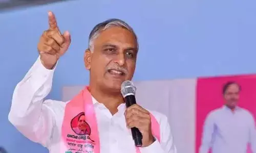 Harish Rao: ఏడాదిన్నర పాలనలో మహిళలకు ఏం చేశారని వేడుకలు?: హరీశ్ రావు
