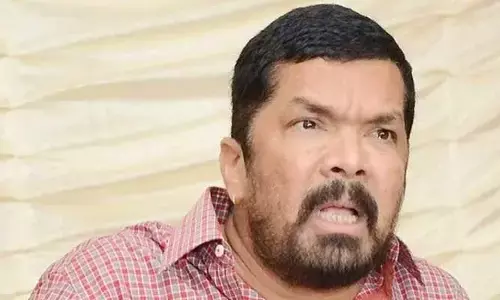 Posani: కర్నూలు To విజయవాడ.. పీటీ వారెంట్‌పై పోసాని తరలింపు