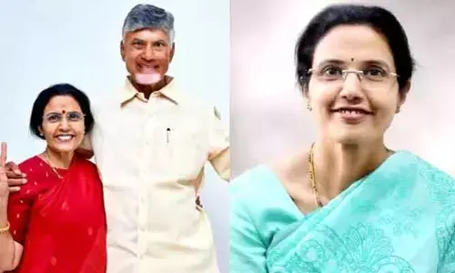 Womens Day Gift: భార్య భువనేశ్వరికి అదిరిపోయే గిఫ్ట్ కొన్న చంద్రబాబు(Video Viral)