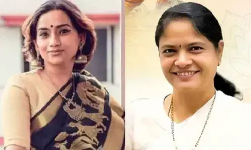 Singer Kalpana: మహిళా కమిషన్‌ చైర్‌పర్సన్‌‌ను కలిసిన సింగర్‌ కల్పన.. వారిపై ఫిర్యాదు