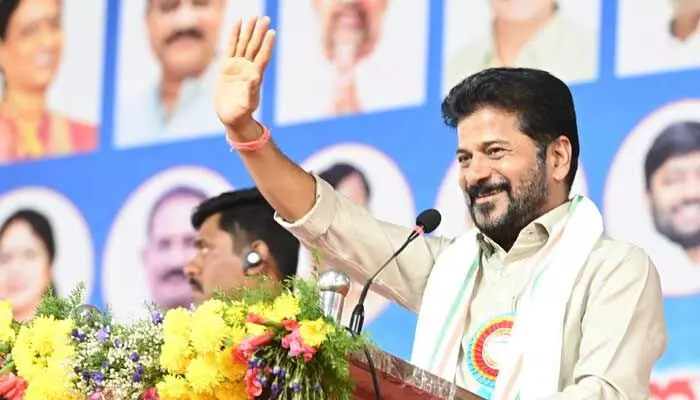 రైతన్నలకు ఇచ్చినట్టే.. నేతన్నలకు ప్రాధాన్యం ఇస్తాం : పద్మశాలి మహాసభలో సీఎం రేవంత్రెడ్డి రైతన్నలకు ఇచ్చినట్టే.. నేతన్నలకు ప్రాధాన్యం ఇస్తాం : పద్మశాలి మహాసభలో సీఎం రేవంత్రెడ్డి