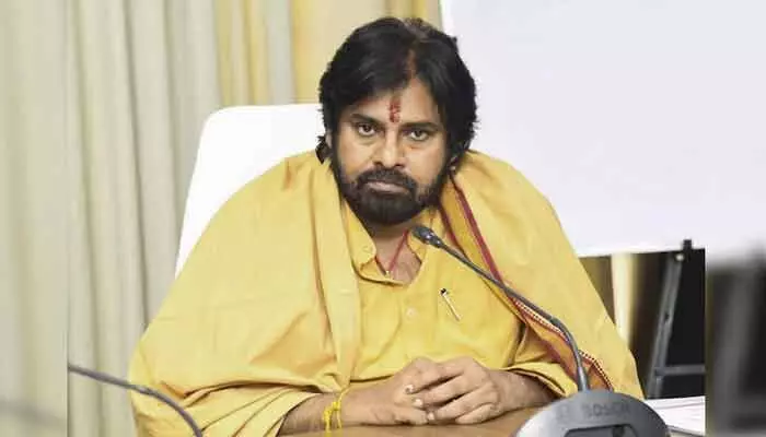 ప్రత్తిపాడు ఘటనపై పవన్ సీరియస్.. జనసేన ఇంచార్జ్ సస్పెండ్ ప్రత్తిపాడు ఘటనపై పవన్ సీరియస్.. జనసేన ఇంచార్జ్ సస్పెండ్