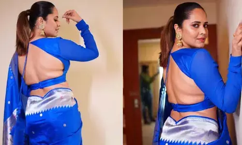 చీరలో వయ్యారాలు వలకబోస్తున్న యాంకరమ్మ.. సౌత్ ఇండియన్ క్వీన్ అంటూ కామెంట్స్