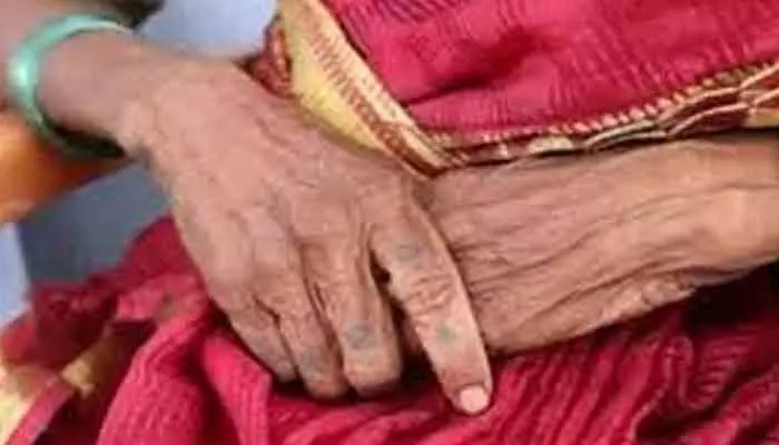 వృద్ధురాలిపై అత్యాచారయత్నం.. చివరికి ఏమైందంటే..? వృద్ధురాలిపై అత్యాచారయత్నం.. చివరికి ఏమైందంటే..?