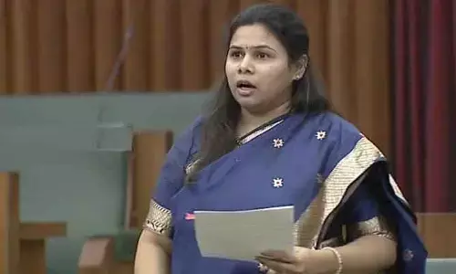 ‘ఆడుదాం.. ఆంధ్రా’ పేరుతో రాష్ట్రంతో ఆటలాడారు.. వైసీపీపై అఖిలప్రియ ఫైర్
