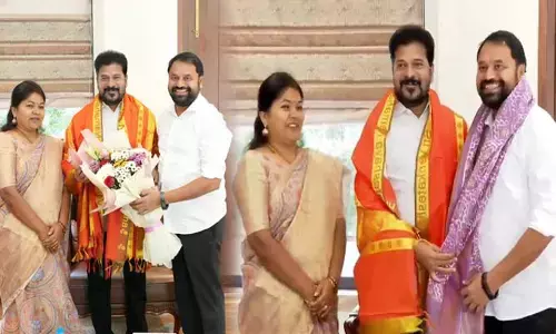 Addanki Dayakar: సీఎం రేవంత్ రెడ్డితో అద్దంకి దంపతులు.. జూబ్లీహిల్స్ నివాసంలో భేటీ