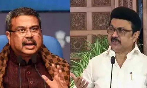 కేంద్రమంత్రి వ్యాఖ్యలతో తమిళనాడులో డీఎంకే ఆందోళనలు ఉదృతం