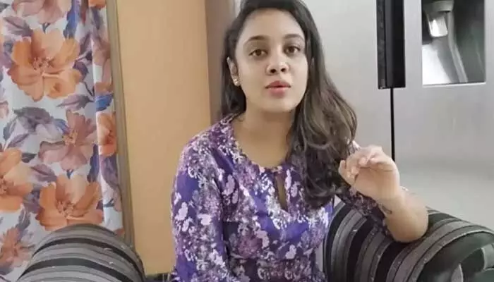 Amrutha : ఇకనైనా పరువు హత్యలు ఆగుతాయని ఆశిస్తున్నాను : అమృత Amrutha : ఇకనైనా పరువు హత్యలు ఆగుతాయని ఆశిస్తున్నాను : అమృత