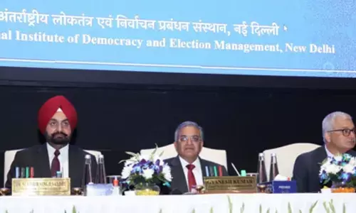 EC: ఎన్నికల ప్రక్రియపై సలహాలు, సూచనలు అందించండి.. రాజకీయ పార్టీలకు ఈసీ పిలుపు