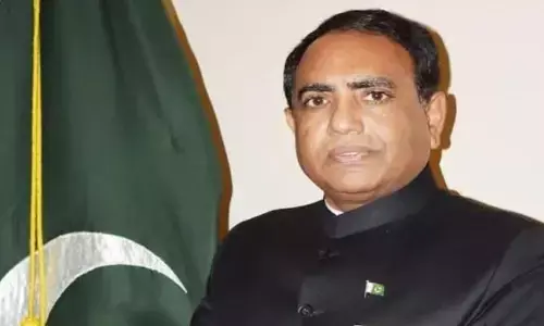 Pakisthan: పాక్ దౌత్యవేత్తను వెనక్కి పంపిన అమెరికా.. కారణమిదే?