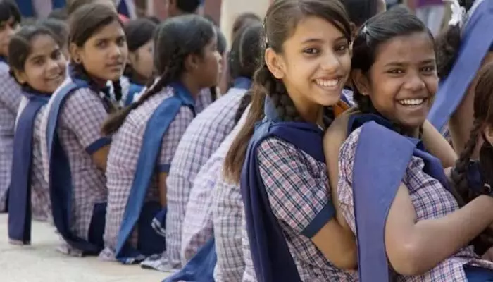 Govt School:స్కూల్ విద్యార్థులకు గుడ్ న్యూస్.. వచ్చే విద్యా సంవత్సరం నుంచి! Govt School:స్కూల్ విద్యార్థులకు గుడ్ న్యూస్.. వచ్చే విద్యా సంవత్సరం నుంచి!