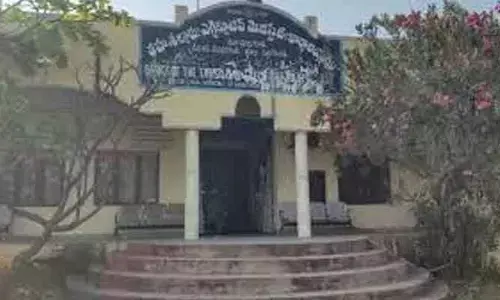 అక్రమాలకు కేరాఫ్.. ఈ తహసీల్దార్ కార్యాలయం