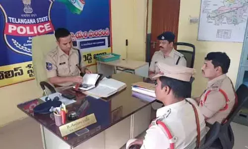 పెండింగ్‌ కేసులను పూర్తి చేయాలి