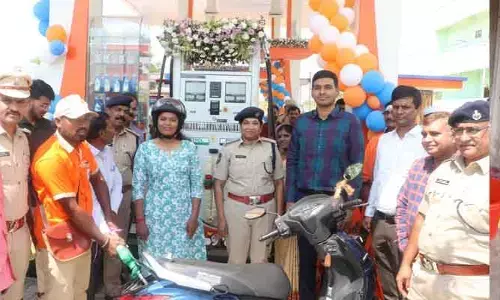 పోలీస్ వెల్ఫేర్ సొసైటీ పెట్రోల్ పంపు ప్రారంభం