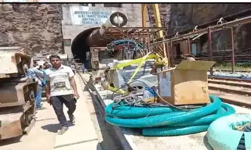 ఎస్ఎల్బిసీ సొరంగంలో వేగంగా వస్తున్న వాటర్