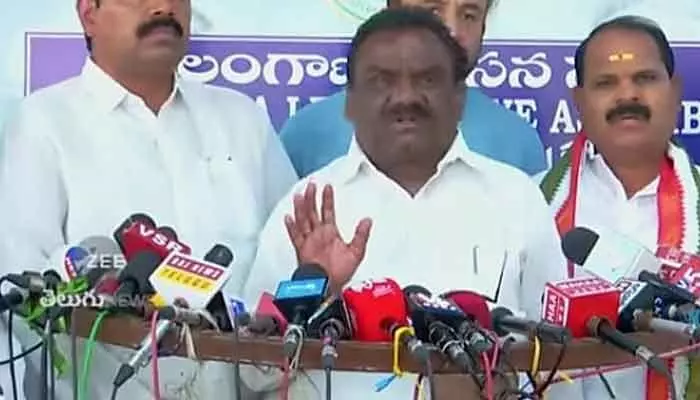 బీఆర్ఎస్ లో అంతా వికృత చేష్టలే బీఆర్ఎస్ లో అంతా వికృత చేష్టలే