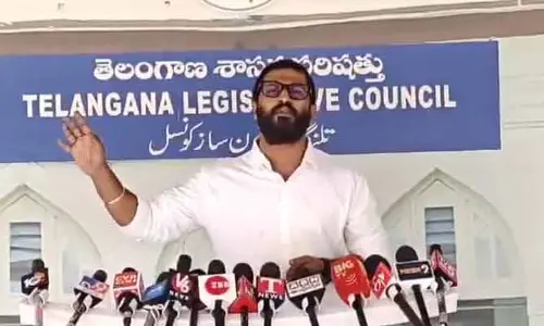 ఇలాగే మాట్లాడితే తరిమికొట్టే పరిస్థితి వస్తుంది.. కాంగ్రెస్ ఎమ్మెల్సీ ఫైర్