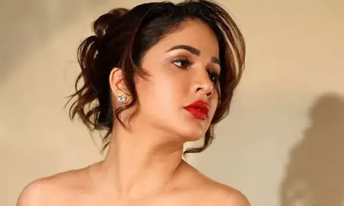 Lavanya Tripathi: మెగా కోడలు లావణ్య త్రిపాఠి లేటెస్ట్ ఫోటోలు
