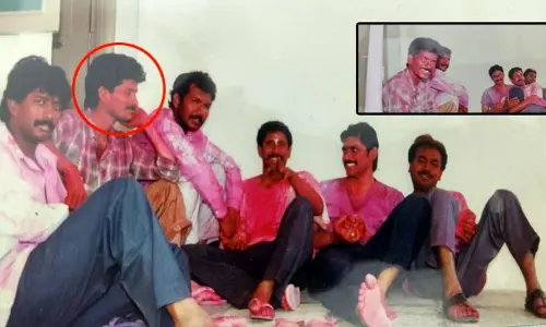 ఫ్రెండ్స్‌తో యంగ్ రేవంత్‌రెడ్డి హోలీ సంబరాలు చూశారా? చదువుకునే రోజుల్లోనే?