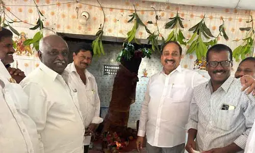 ఏకులపోతమ్మ అమ్మవారిని దర్శించుకున్న ప్రముఖులు