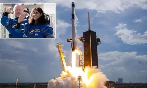 Falcon-9: నిప్పులు చిమ్ముతూ నింగిలోకి ఫాల్కన్-9 రాకెట్.. భూమి మీదకు రానున్న సునీతా విలియమ్స్