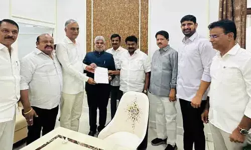 TG Assembly: స్పీకర్‌ను కలిసిన బీఆర్ఎస్ ఎమ్మెల్యేలు.. అసలు విషయం ఇదే!